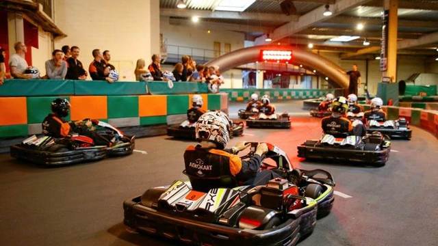 Argenteuil / Val-d'oise - Karting
                                                    Sport Karting Indoor
